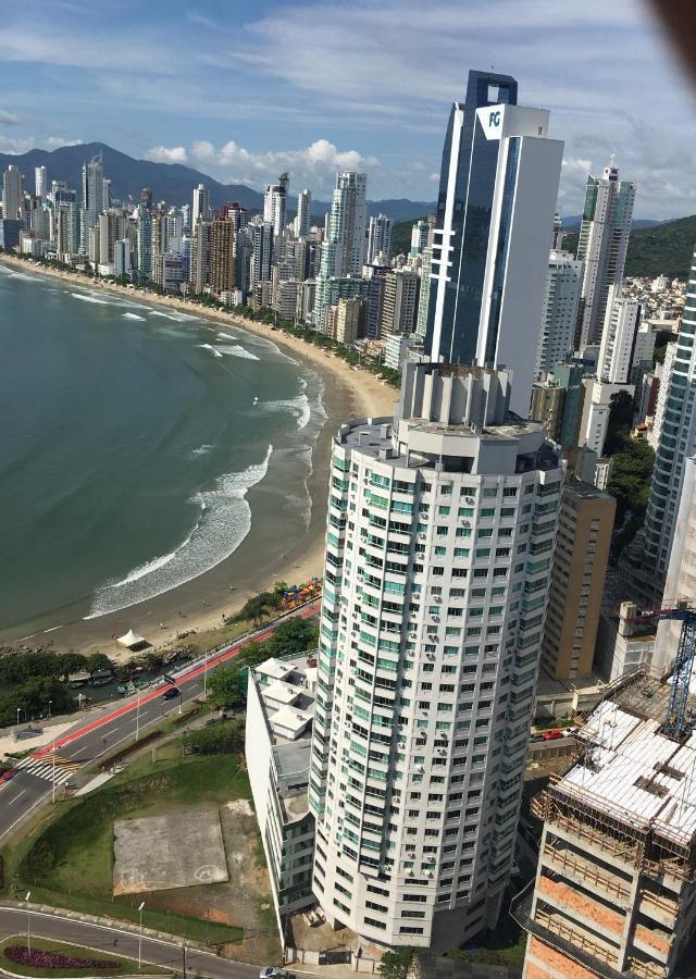 Apartamento Superior Com Vista Da Big Wheel